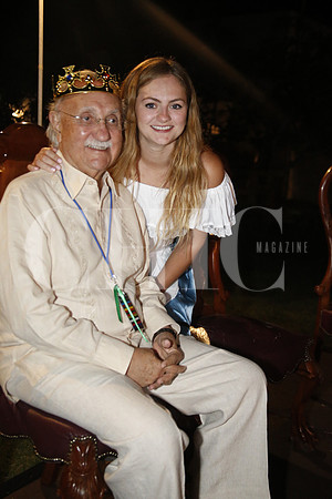 Rogelio Sada y su nieta Balbina Gómez
