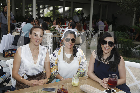 Karla Reyes, Sherin González y Abigail Carrillo