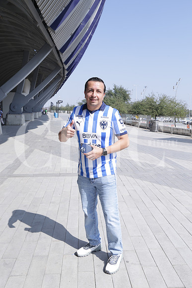 Alejandro Tovar 0