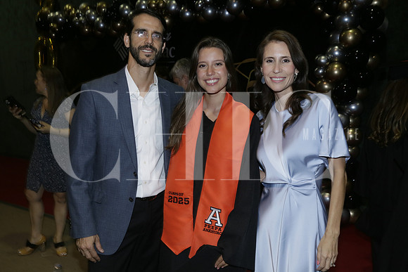 Evaristo Martínez, Uzara Martínez y Uzara González