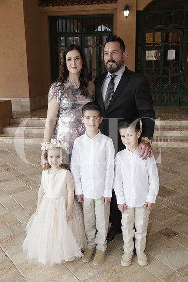 Gabriela Assad, Claudia Zambrano, Sofia Zambrano, Caludio Zambrano y Marcelo Zambrano (2)