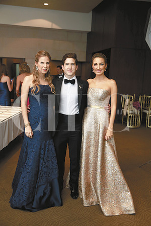 Marisela Estrada de Garcia, Gerardo Estarda y Ana Gabriela Estrada