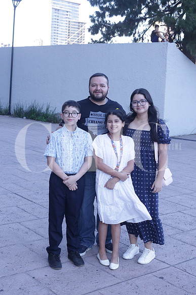 Joel Gómez, Lucas Gómez, Eliana Gómez y Sofia Gómez 1