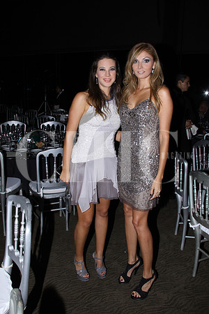 Cristy Mesta de Sada y Melissa González de Ayala