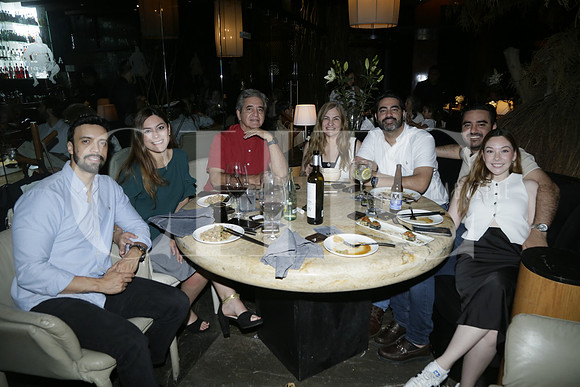 (azia) Guillermo Leo, Karla Durán, Alfonso Durán Angélica Moreno, Alfonso Durán, Patricio Durán y Andrea Newton