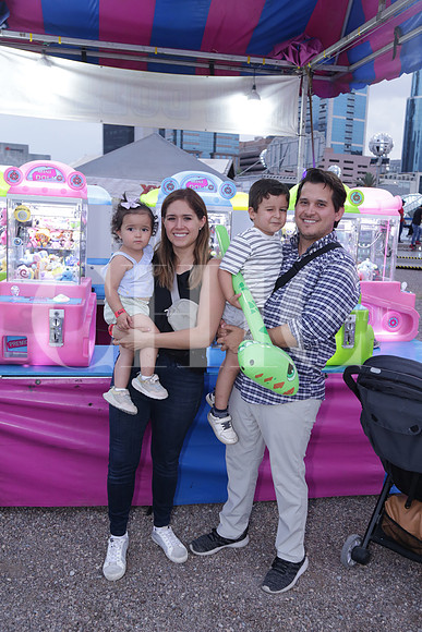 Jimena Viesca, Martha Algaba, Eugenio Viesca y Alejandro Viesca 0