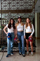 Vangy Gonzalez, Eva Martinez Gonzalez y Sara Martinez Gonzalez 13