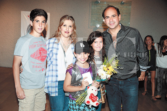 Fernando González, Rocío Barrera, Eugenia González, Raquel González y Fernando González