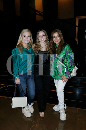 Malú Gómez Junco, Valeria Álvarez e Iza Díaz. (2)