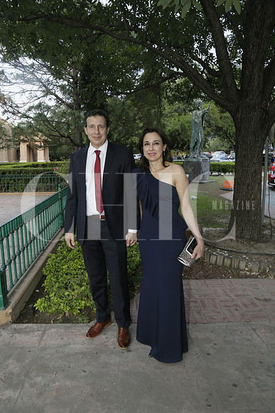 Miguel Herrera y Claudia Castillo de Herrera (2)