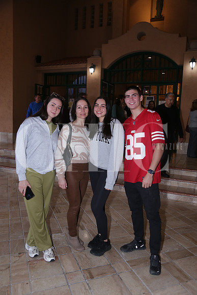 Carolina Villarreal, Adriana de Villarreal, Cordelia Villarreal y Polo Vilarreal 1