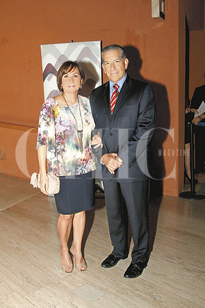 Lupina Treviño de Prieto y Javier Prieto