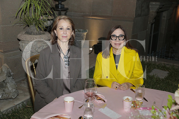 Mariangelica Garcia y Martha Jacks 2