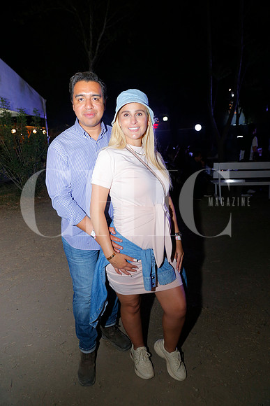 Jesús Nava y Paola Yves de Nava (2)