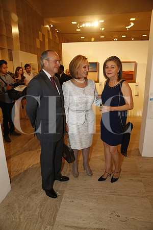 Héctor Medina y Nina Zambrano y Lily Navarro de Martínez