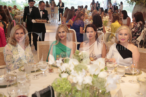 Gina Benavides, Monica Bueron, Daniela Cavazos y Margarita de la Maza 2