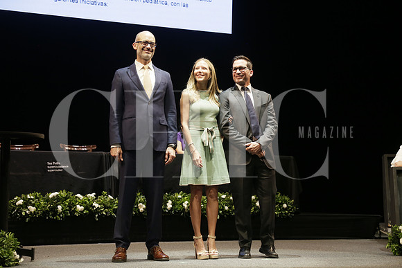 Miguel Treviño, Mónica Zambrano y Oscar F. De la Garza
