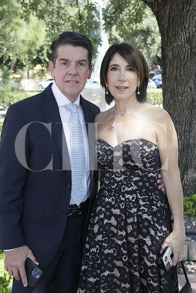 Jesús Zubiria y Lorena Assad de Zubiria