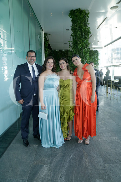 Gerardo Urdiales, Mónica Alonso de Urdiales, Andrea Urdiales y Eugenia Urdiales (2)