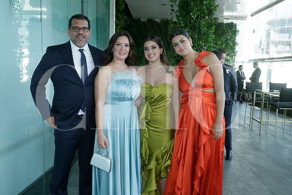 Gerardo Urdiales, Mónica Alonso de Urdiales, Andrea Urdiales y Eugenia Urdiales