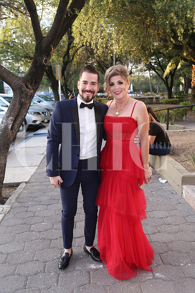 Renzo Espino y Marielen González 0