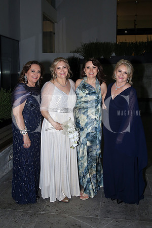 Ana Luisa Salazar, Yolanda Salazar, Isabel González y Beatriz Salazar