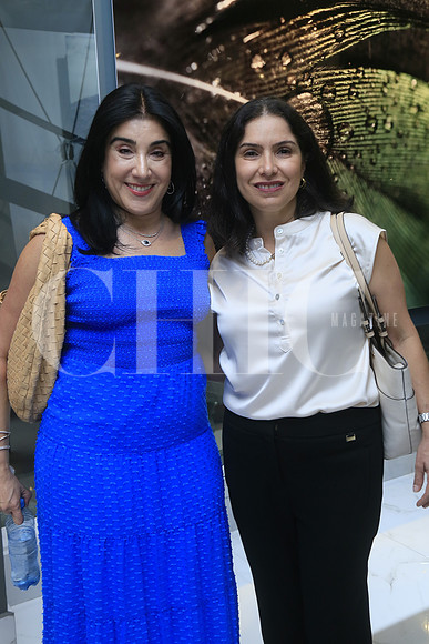 Mercedes Hinojosa de Villarreal y Mónica Díaz de Zambrano