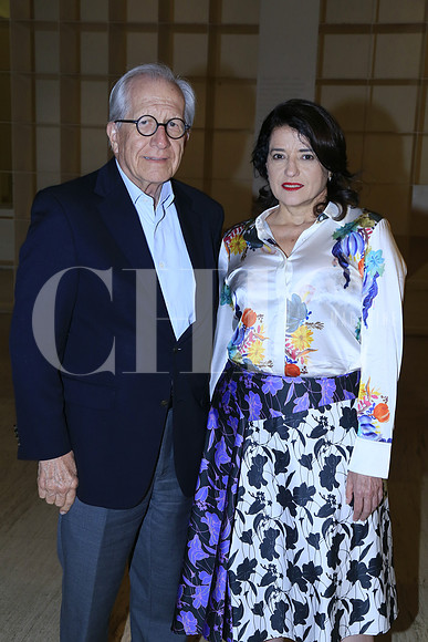 Alfonso González y Tayana Pimentel