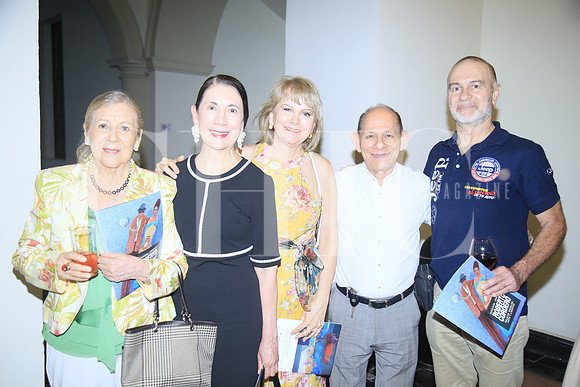 Lupita M. de Elizalde, Griselda Elizalde, Romelia Elizondo, Porfirio Sosa y Sergio Morales