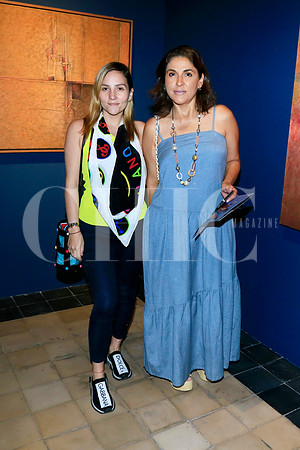 Raquel Flores y Rossana Guerra.