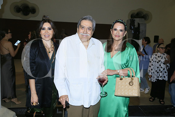 Vero Solis, Luis Martín y Elvira Lozano de Todd