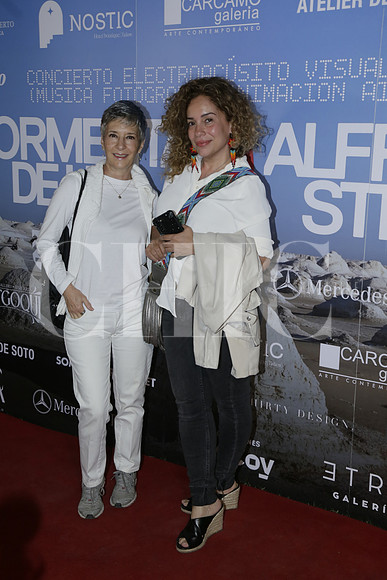 Claudia Lozano y Adriana Alanis (2)