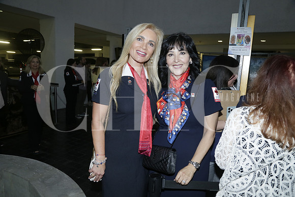 Vero Lepeley y Sandra Leal de Alcorta