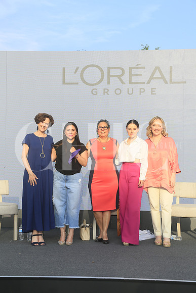 Denise Dresser, Olimpia Coral Melo, Graciela Tiburcio,Yara Cavazos y Sofia Segovia (2)