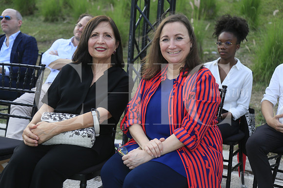 Patricia Dávila y Veónica González Casas