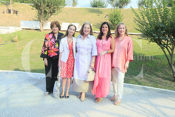 Sofia Leticia Morales, Amparo Espinosa, Liliana Melo de Sada, Lorenia Canavati y Sofia Segovia