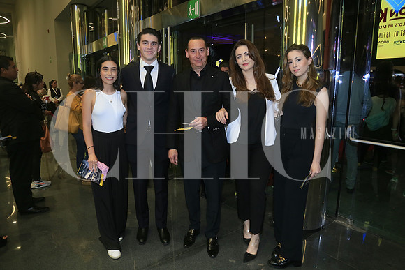 Marisol Garza, Juan Diego Paéz, Adrián Paéz, Maca Romo de Paéz y Maca Paéz (2)