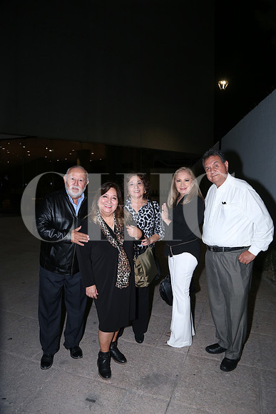 Mario Lozano, Isabel Alavarado de Lozano, Lorena Lozano, Marcela de Villegas, y Jesús Villegas