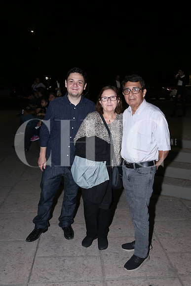 Anibal Hernández, Gloria de Hernández y Mario Hernández