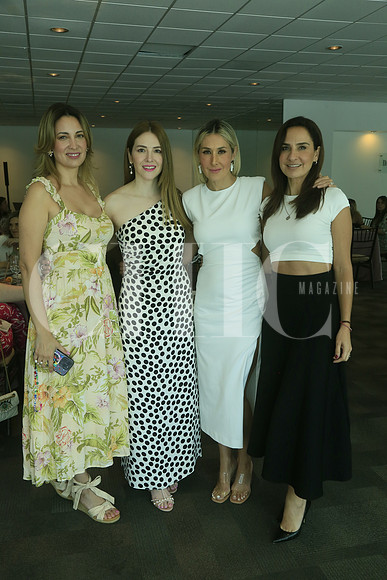 Priscila Elizondo, Gaby Espinosa de Kuri, Silvia Cortés y Laura Garza