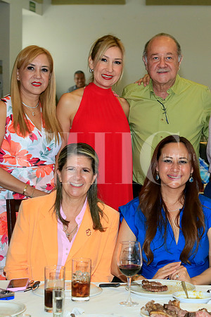Gabriela Buchanan, Alma Rosa Marroquin, Javier Navaro, Martha Gloria Morales y Maria Teresa Herrera