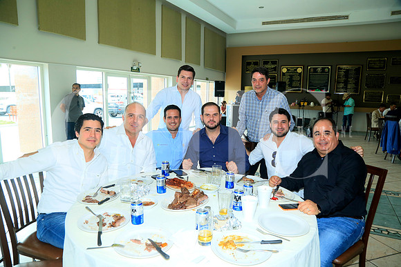 Ricardo Cavazos, Bernardo Bichara, Carlos Serna, Luis Mauro Garza, Daniel Acosta, Ricardo Cavazos, Glen Zambrano y Jorge Rodríguez