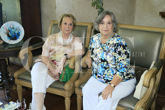 Margarita Ortiz de Elizondo y Elisa J. de Fuentes
