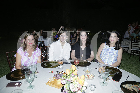 Estela Villarreal,  Berenith Wolverg, María Calderón y Cristina Martínez (2)