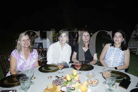 Estela Villarreal,  Berenith Wolverg, María Calderón y Cristina Martínez