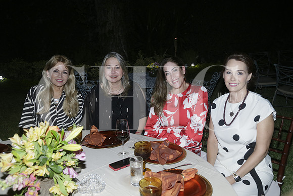 Tere Palos de Leduc, Goergina de la Tijera Isabel Ibañez y Manola Gutíerrez