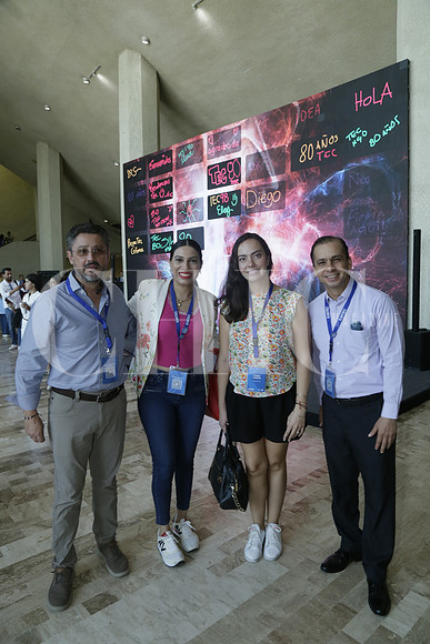 Edgar García, Sagnité Bello, Diana García y Mauricio de Medina (2)