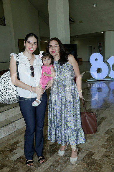Flor Borda, Emilia Salas y Flor Ezquivel (2)
