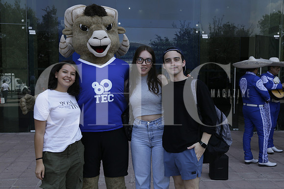 Itzel Ramírez, Samantha Rodriguez y Javier Rodríguez