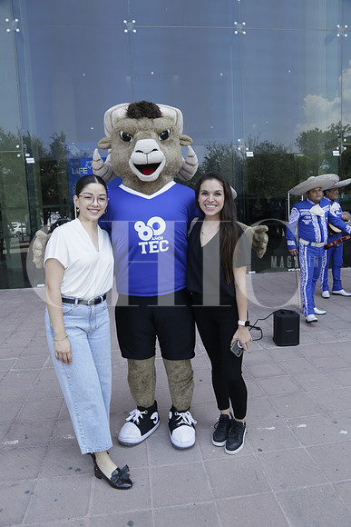 Luisa Ramírez y Rosa Garza (2)